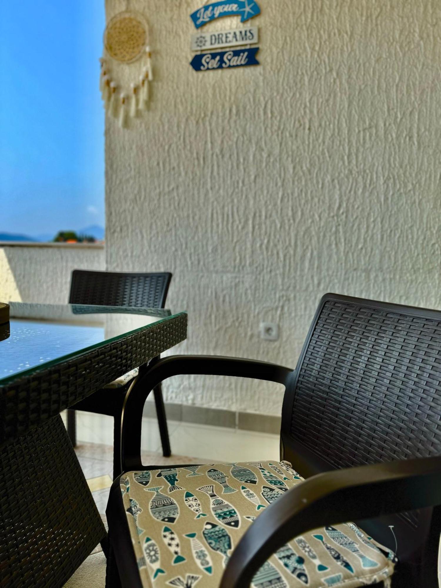 Pine&Sea Beach Retreat Ilha Ilha Sveti Stefan Exterior foto