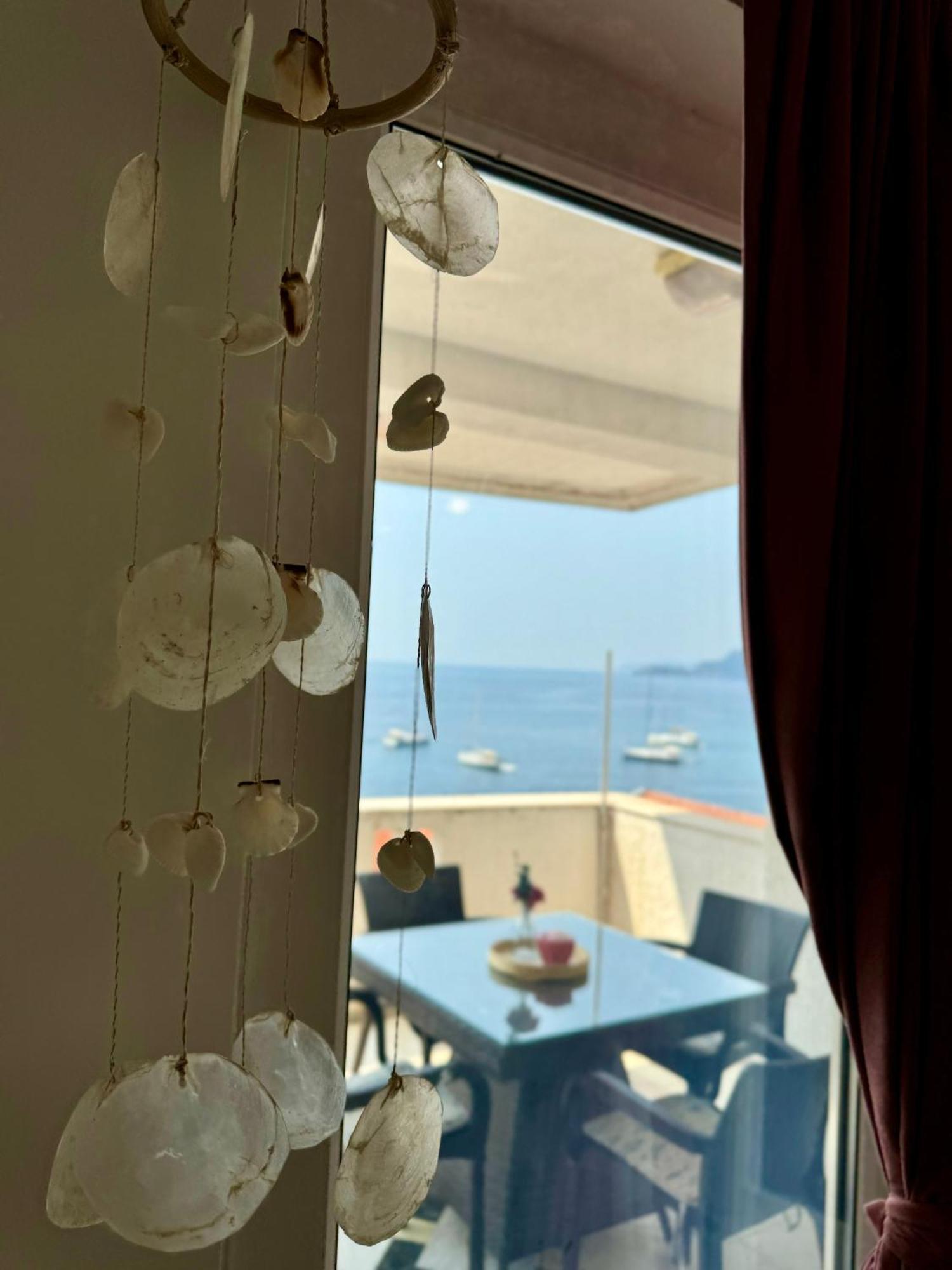 Pine&Sea Beach Retreat Ilha Ilha Sveti Stefan Exterior foto